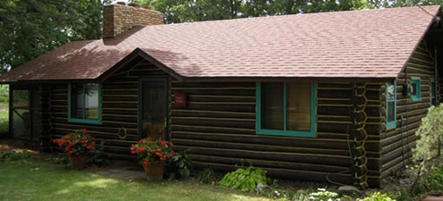 log home refinishing Minnesota